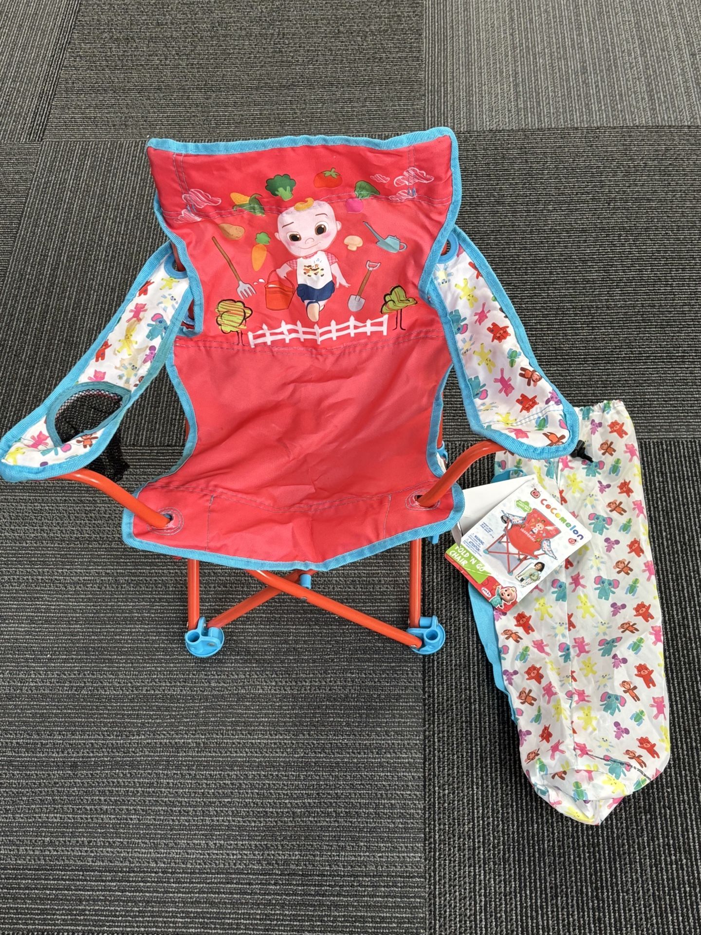 Toddler, Cocomelon, folding goat chair and carrying bag