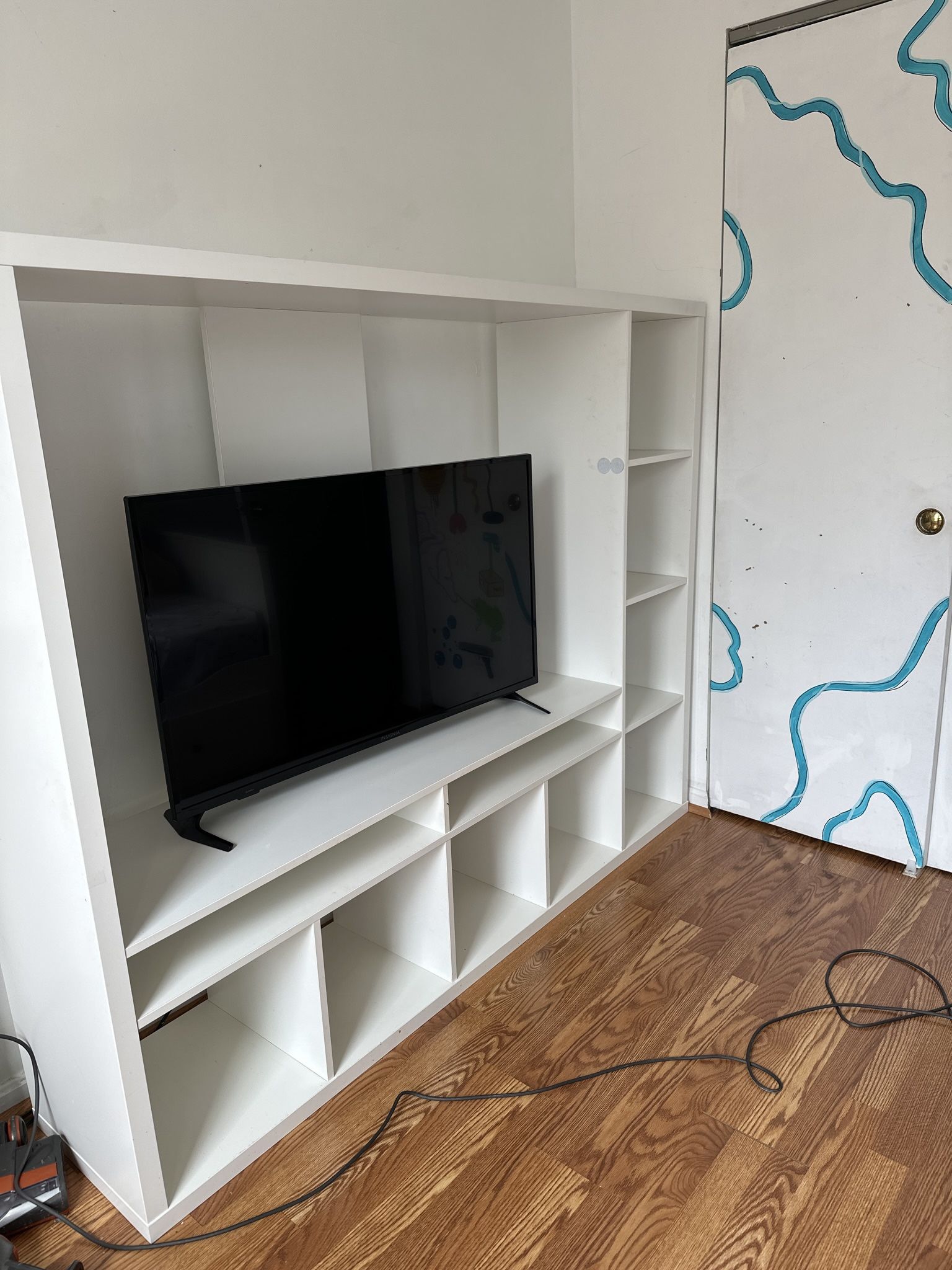 White Entertainment Tv Shelves