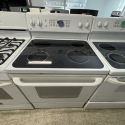 Ge Electric Stove Used Good Condition With 90days Warranty  Thumbnail