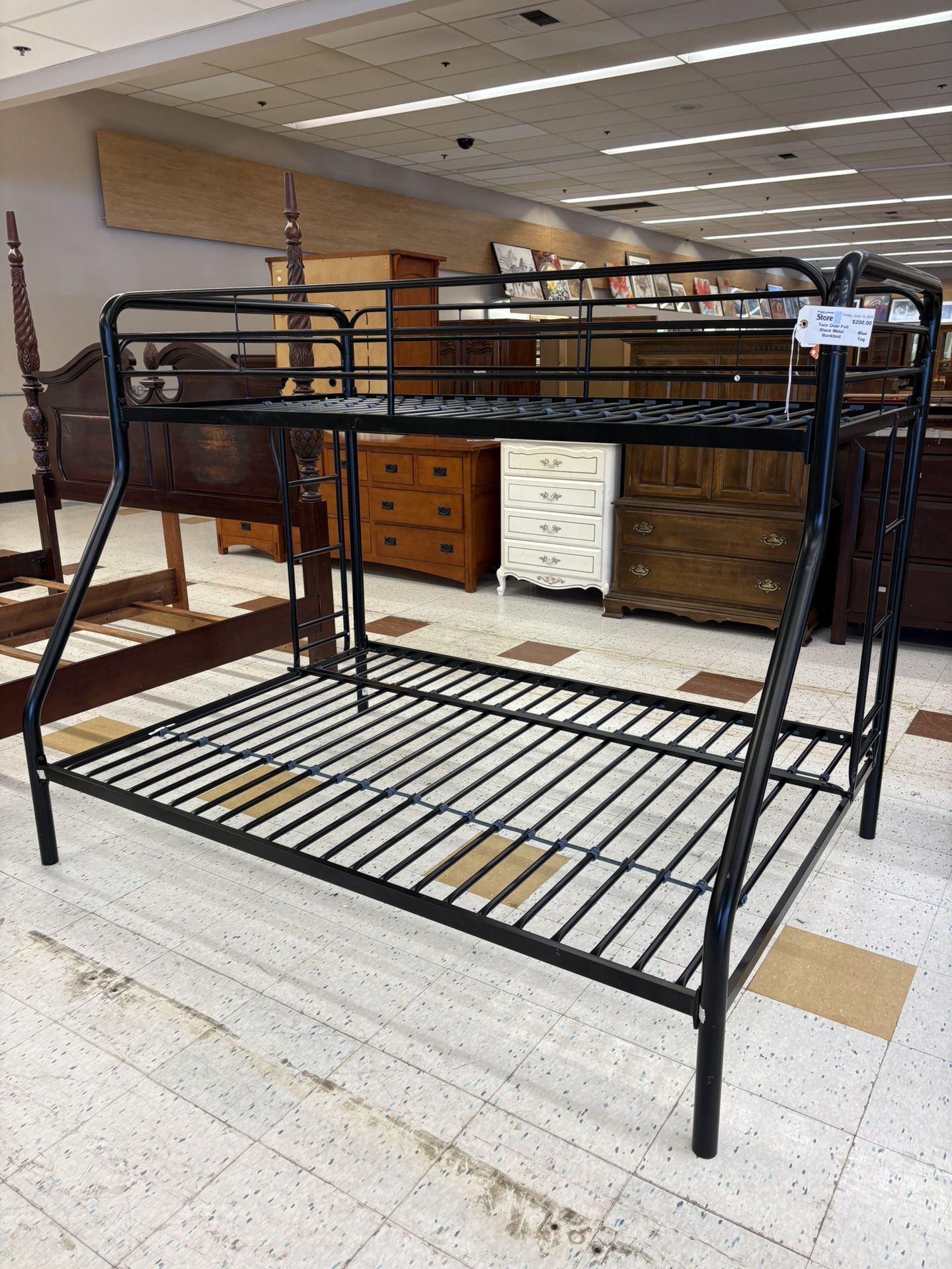 Twin Over Full Metal Bunk Bed
