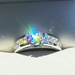 18k solid white gold 1.5 CTW Vs-Si Diamond engagement ring size 5.5