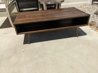 Mid century modern wood coffee table