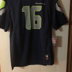 Kids XXL Seahawk jersey