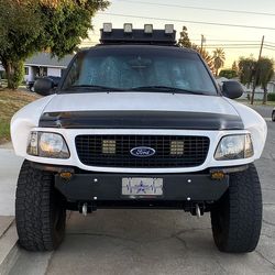 Ford Expedition Baja Style  Parts