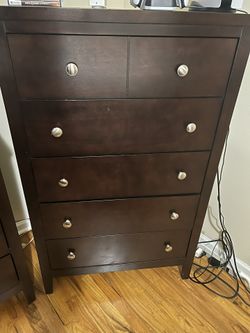 Bedroom Set Like New
