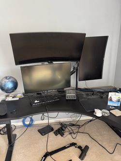 Up lift desk