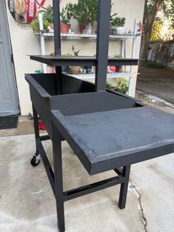 Black Steel Outdoor Charcoal Grill Stand