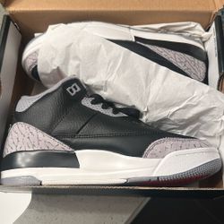 Jordan The Color Black and Grey And White size 3y brand New