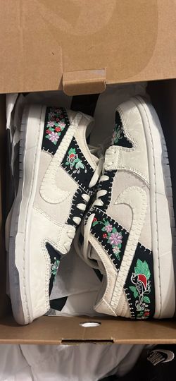 Dunk low n7 size 9.5
