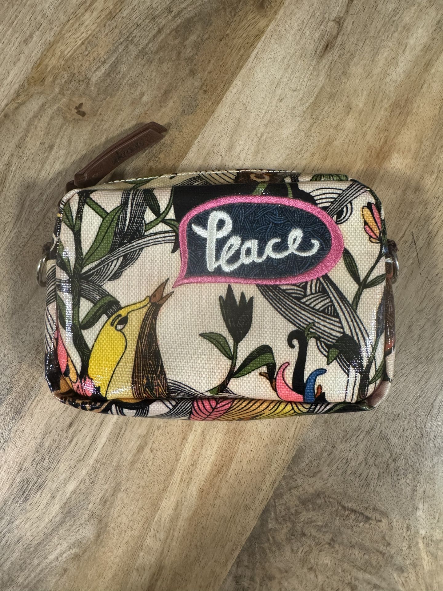 Sakroots Zippered Cosmetic Bag Peace Retro Hippie
