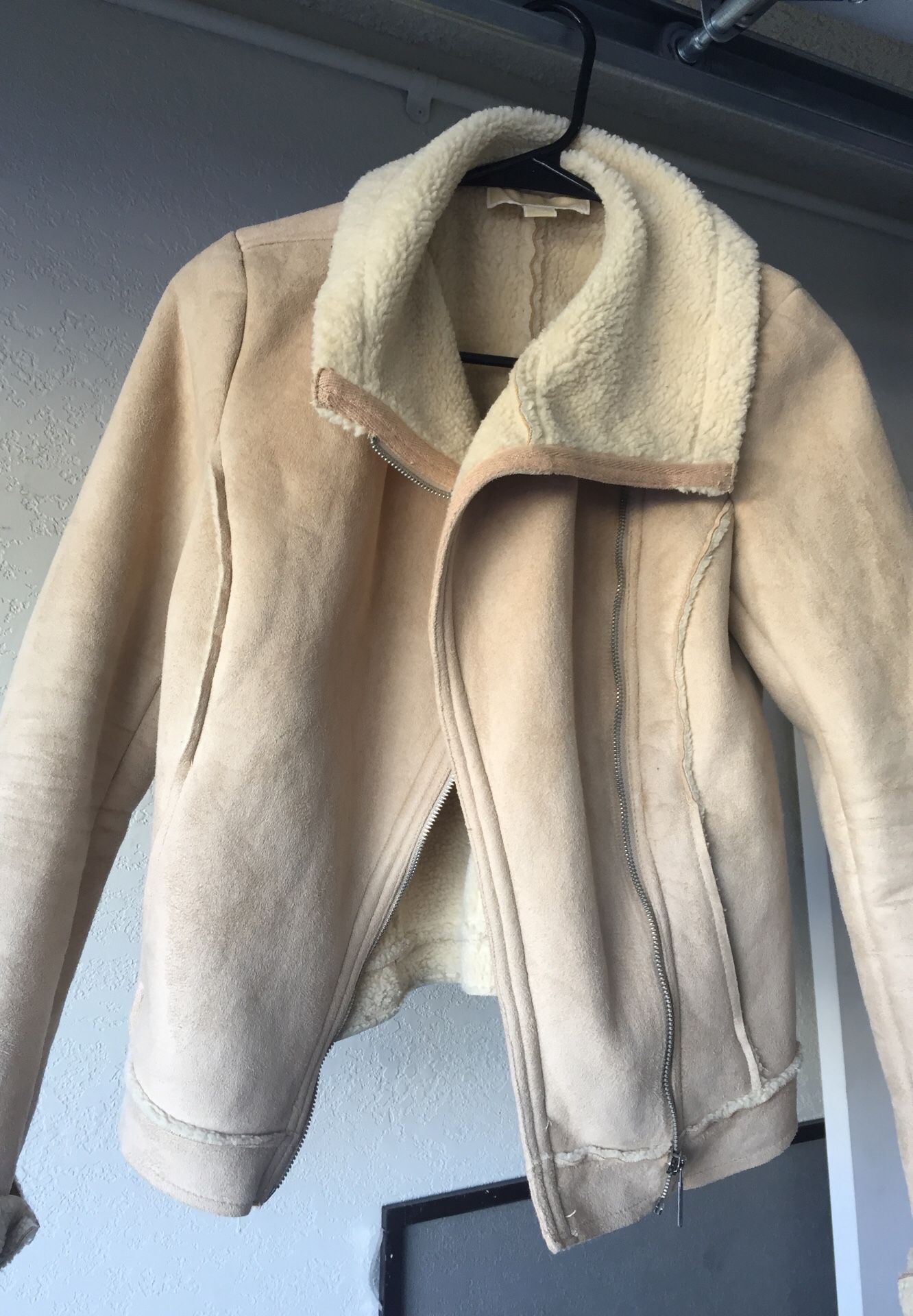 Michael Kors coat Size: XS