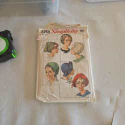 Simplicity 6(contact info removed) Set of Hats Sewing Pattern - Used