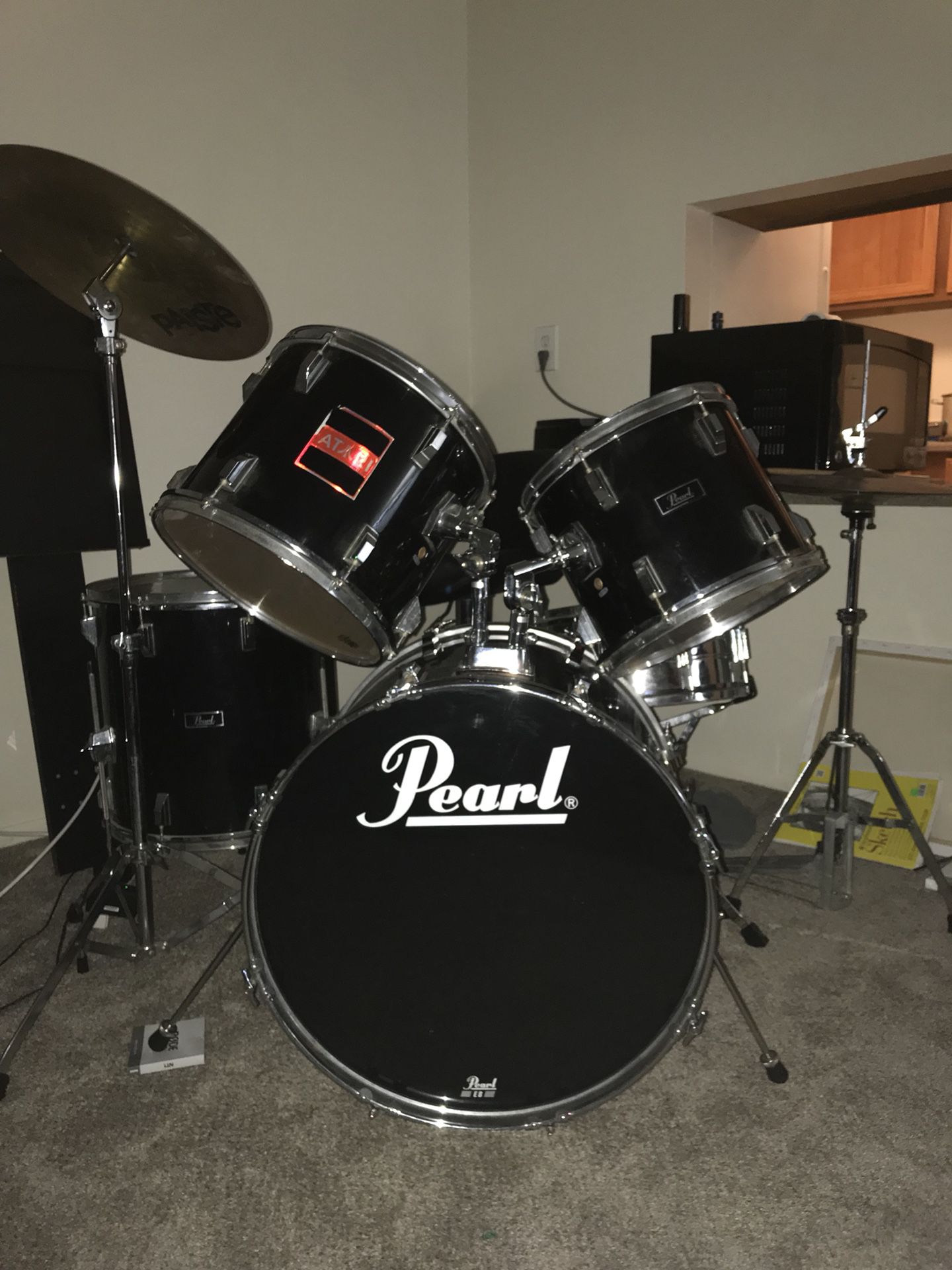 Pearl Drum Set