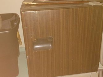 Mini refrigerator