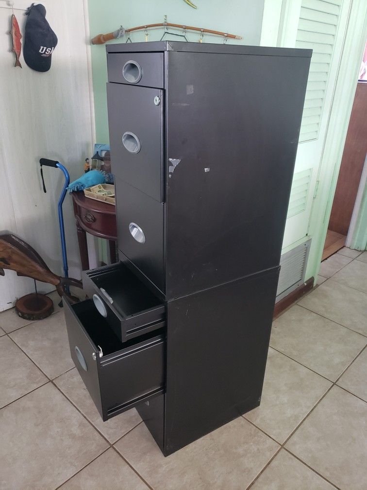 Metal Filing Cabinet