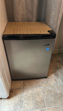 Mini Fridge