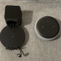 Amazon Echo Dot - Alexa with Socket Holder Mount