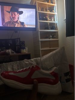 Red Pradas
