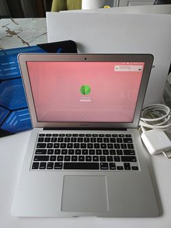 MacBook Air 13” 2017 • 1TB SSD • Original Box + Charger • Excellent Condition
