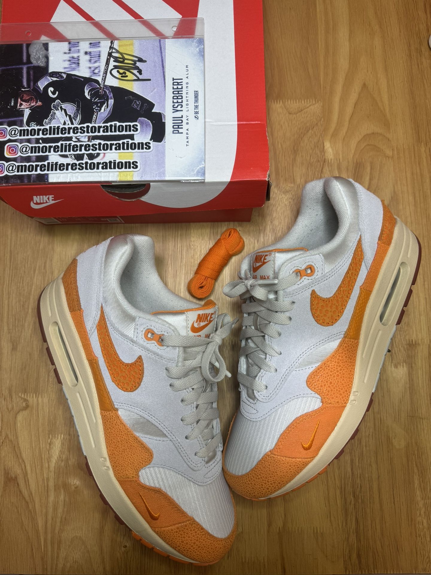 Nike Air Max 1 Womens Magma Orange Size 11.5W 10M Hardly Worn With Original Box
