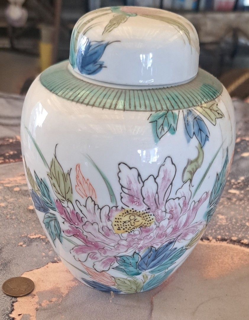 vintage hand painted ceramic ginger jar