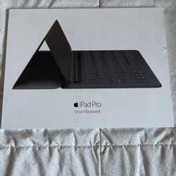 iPad Pro Smart Keyboard