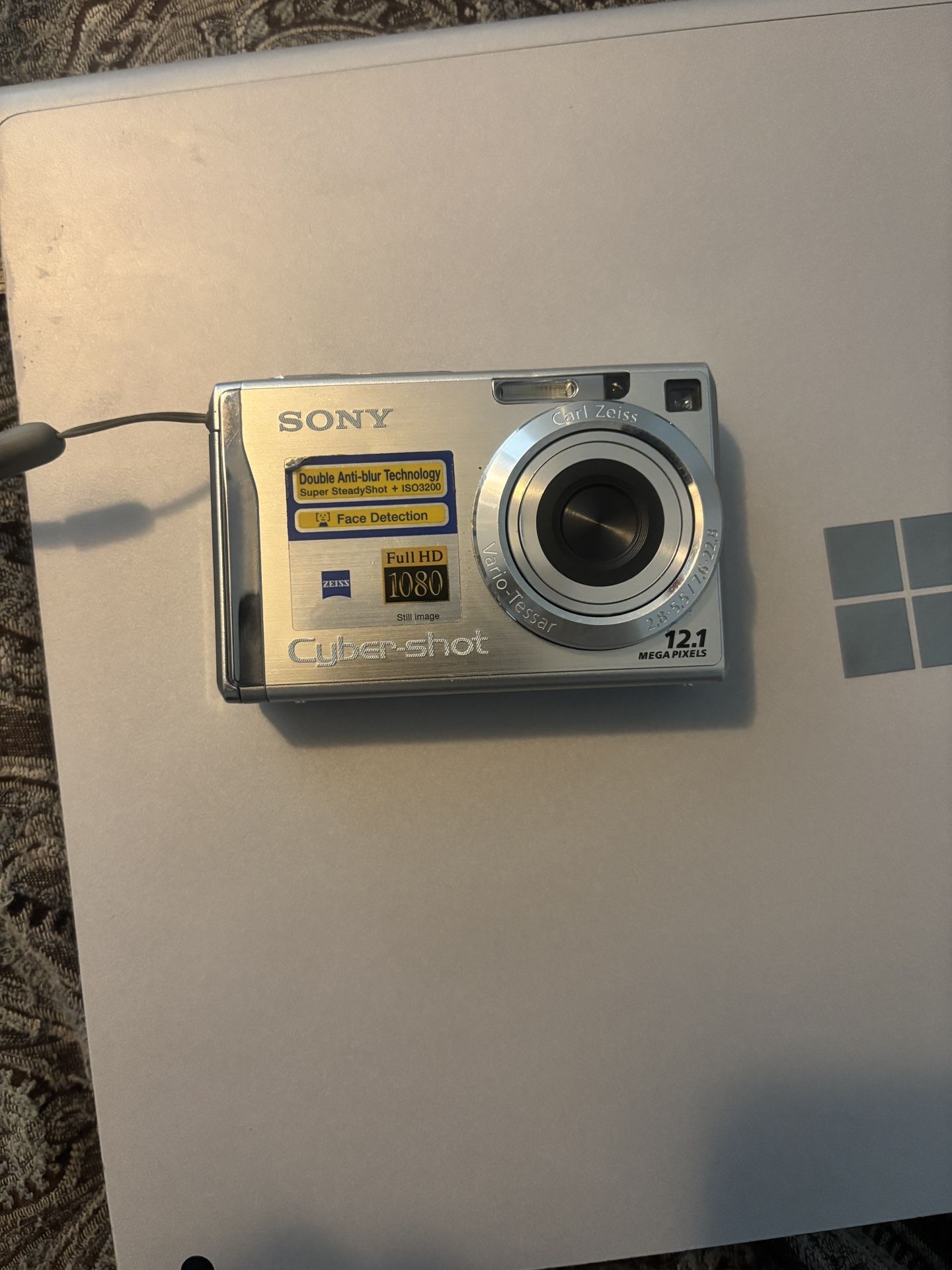 AMAZING SONY DIGITAL CAMERA