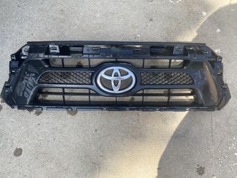 Toyota Tacoma Grill