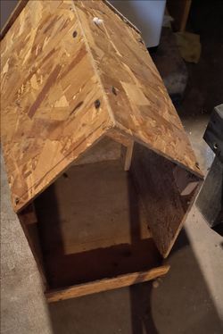 Small dog house