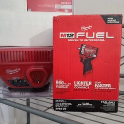 MILWAUKEE M12 FUEL 3/8" GEN2 STUBBY! NEWEST MODEL! OPEN BOX BRAND NEW! FREE CHARGER! $150 FIRM👈