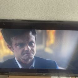 32 Inch Tcl And ONN Smart Tvs