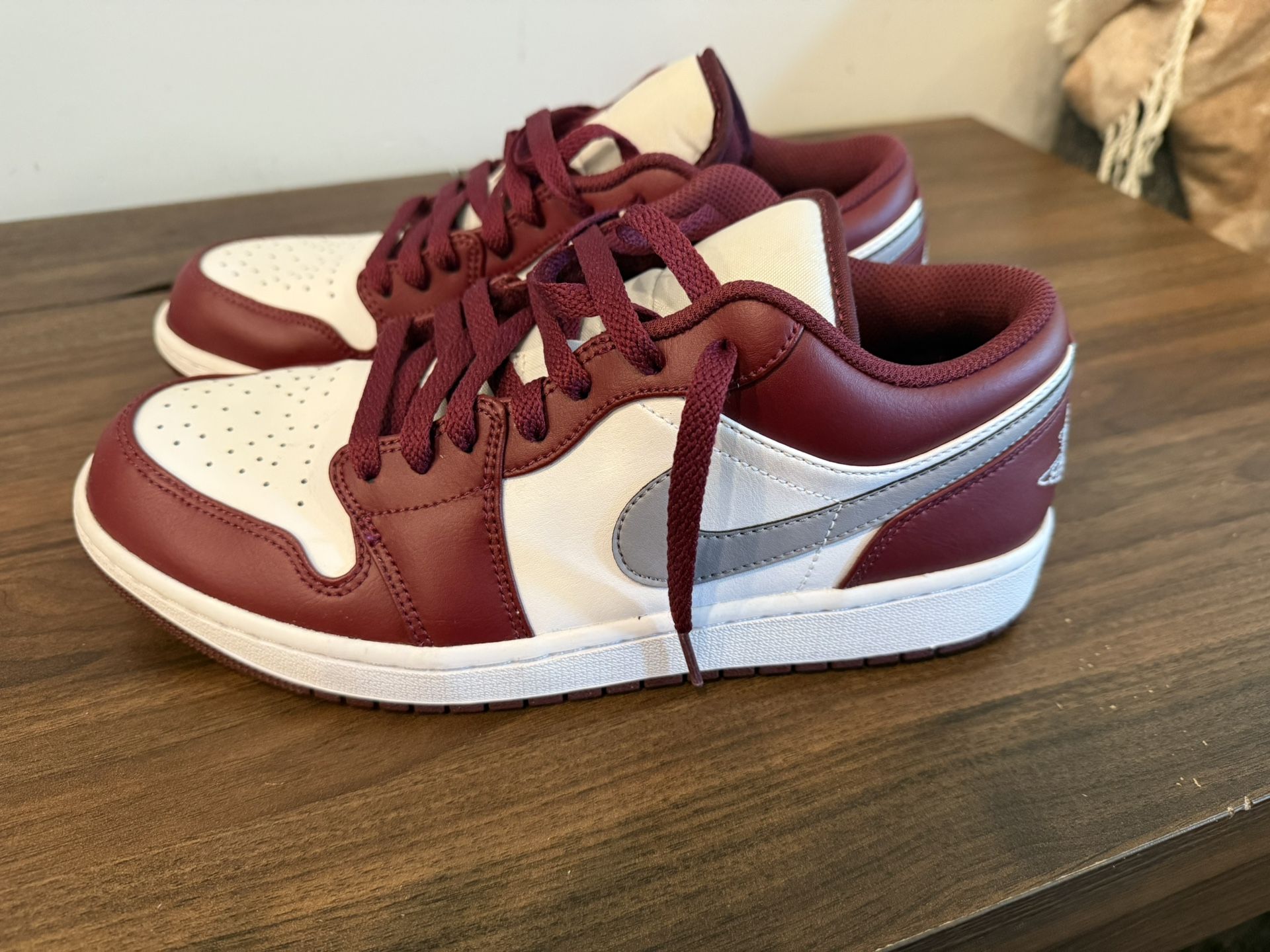 Air Jordan 1 Low 'Cherrywood Red' Men’s size 9.5
