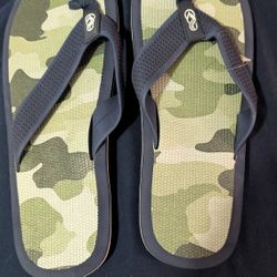 Sandals (Camo Insole, Blue Sole) Size 9-12