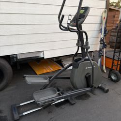 Horizon Smooth Stride Elliptical