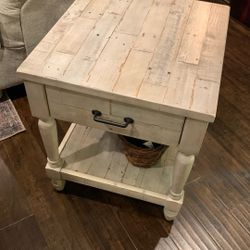 Ashley PREMIUM Side Table With Drawer