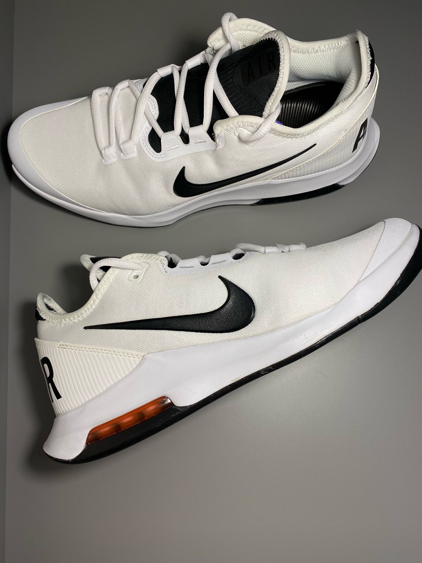 Nike Air Max Wildcard HC Men's New White Black Tennis Shoes AO7351-100 size 11.5