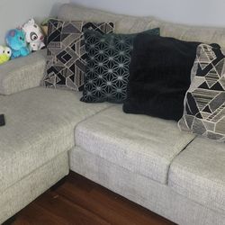 3 peice sectional couch