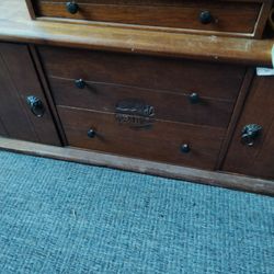 Antique Furniture 