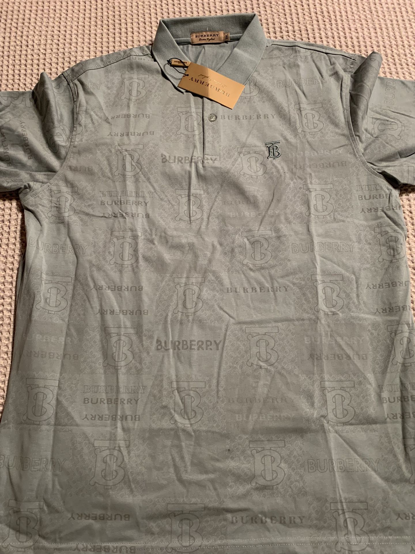 Burberry polo 