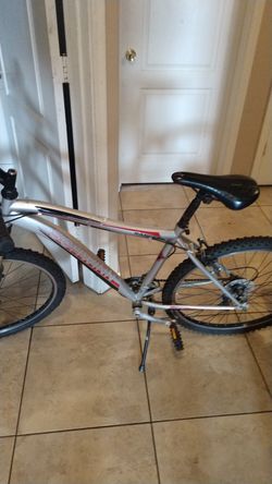 Schwinn ranger mountain bike