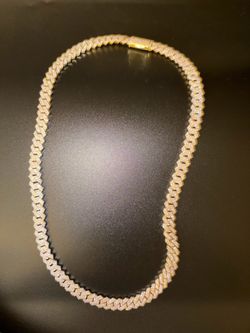 24in 10mm gold plated Moissanite vvs Cuban link chain