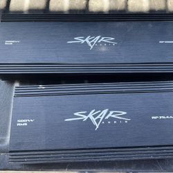 Skar amps 2500 Watts 