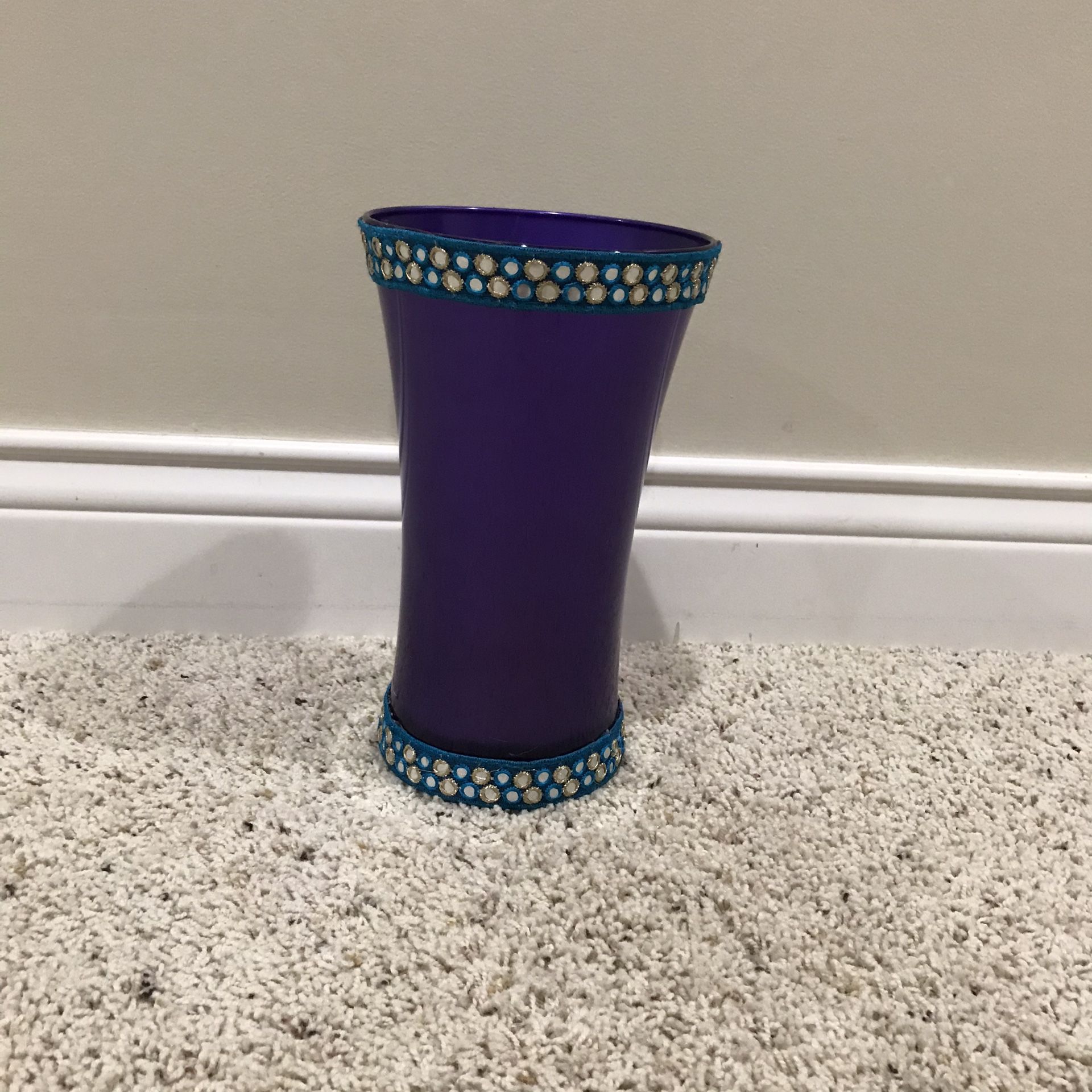 Dark purple vase with mirror lace around $6