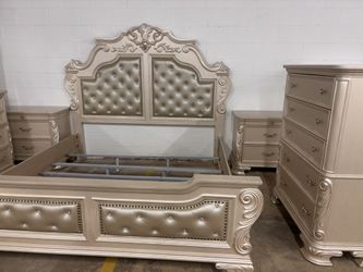 King Bedroom Set