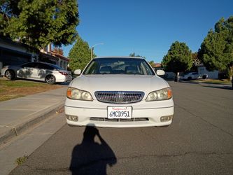 2000 Infiniti I30