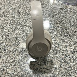 Beats Solo 3 Wirless Headphones 
