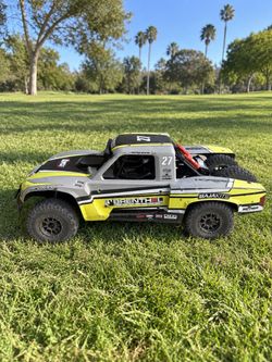 Losi SBR 2.0 / Brenthel RC Truck with Spektrum DX3 Remote