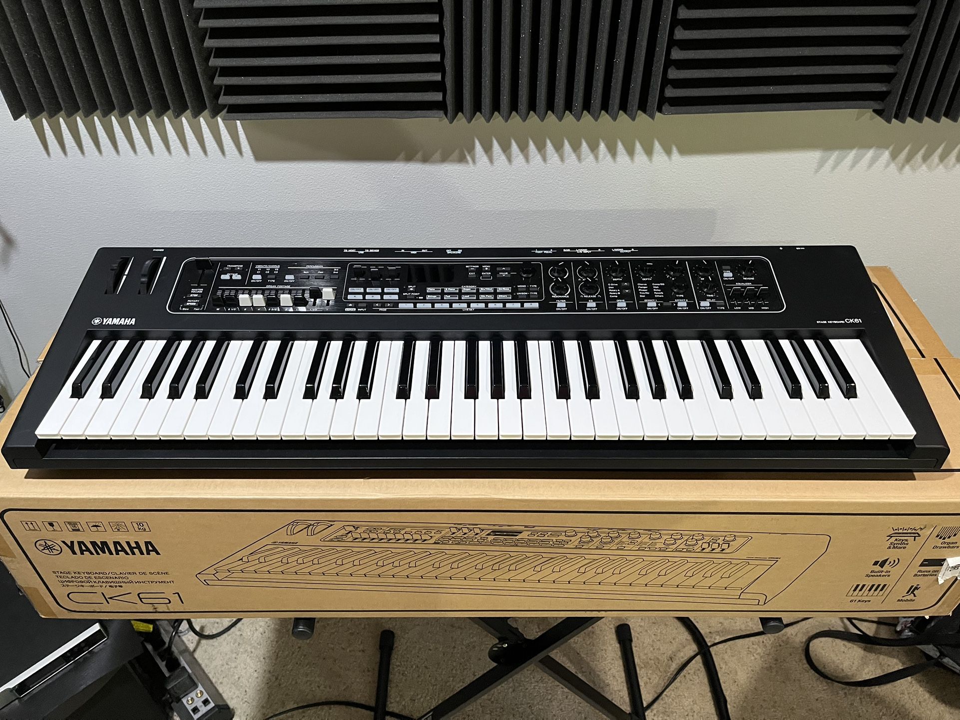 Yamaha CK-61 Stage Keyboard