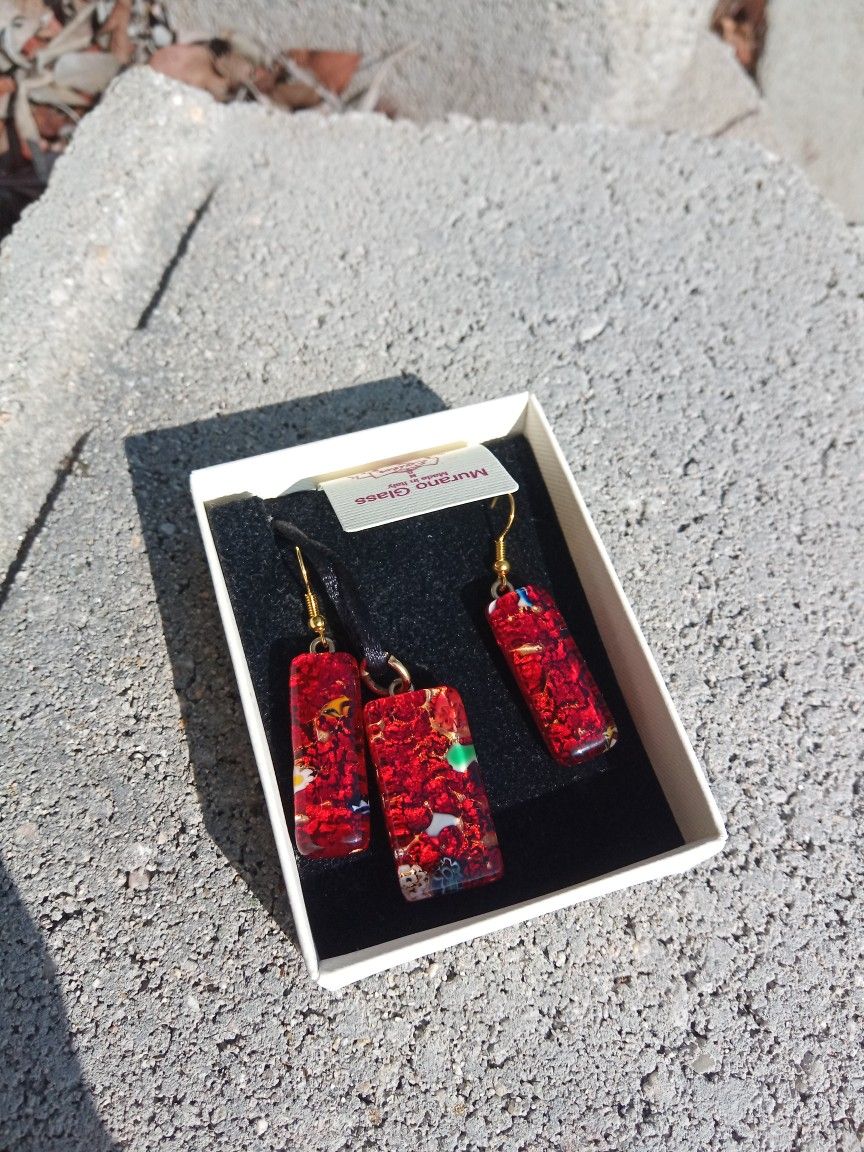 Murano Glass Red Earrings And Rectangular Pendant/Necklace Set, Made In Italy