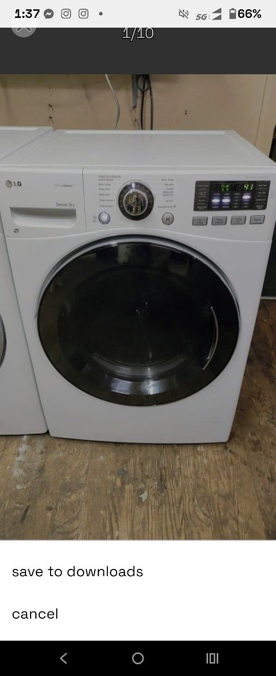 LG Elite White Gas Dryer-DownLoadable Cycles.